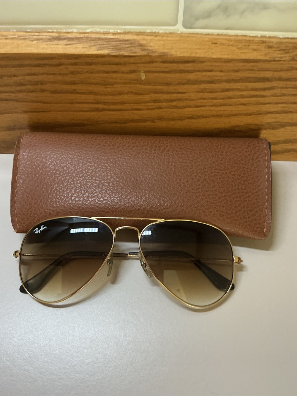 Ray-Ban Gold Aviator Sunglasses with Brown Lenses and Tan Case - Picture 2 of 9